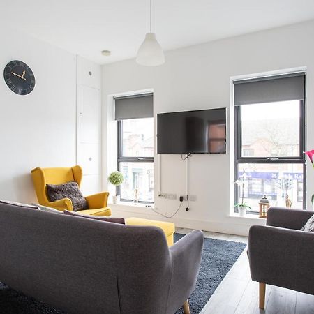 Modern Luxury Apartment, Sleeps 6, Best Location Belfast Exterior photo