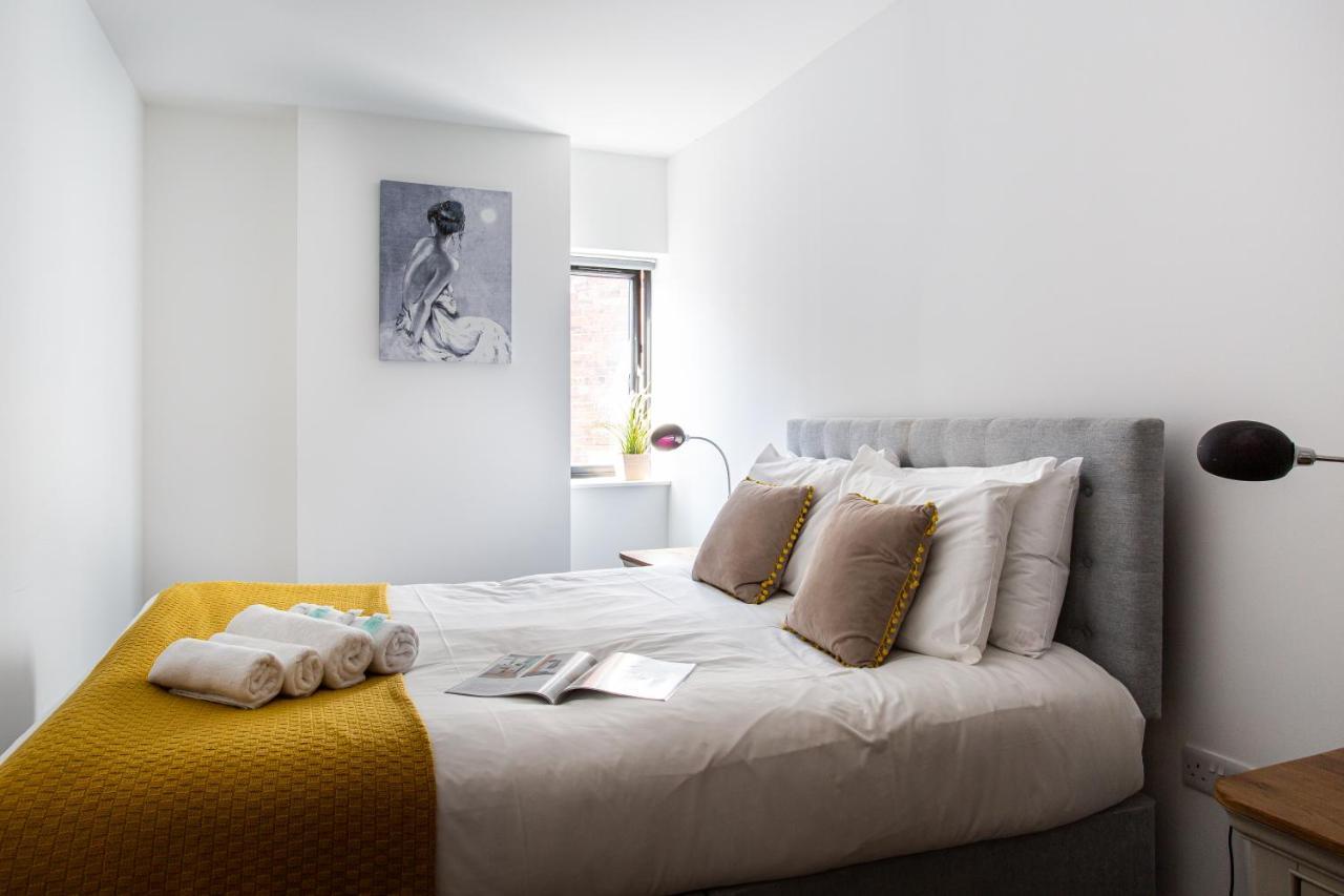 Modern Luxury Apartment, Sleeps 6, Best Location Belfast Exterior photo
