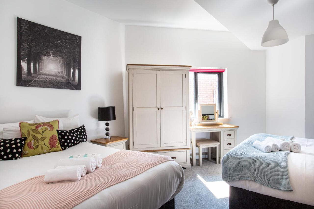 Modern Luxury Apartment, Sleeps 6, Best Location Belfast Exterior photo